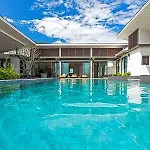 Casabay Luxury Pool Villas